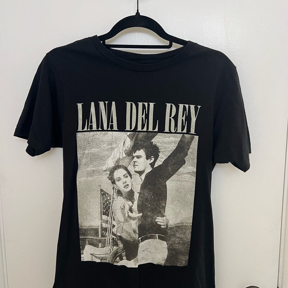 Lana Del Rey Black Graphic Muscle Tee